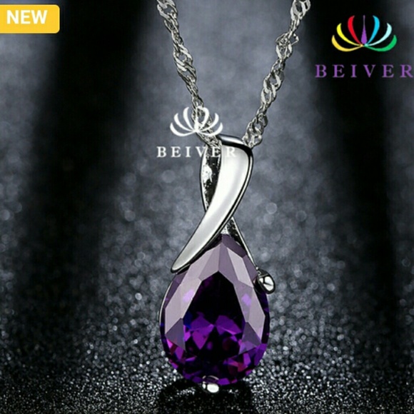 Necklace - Picture 1 of 1